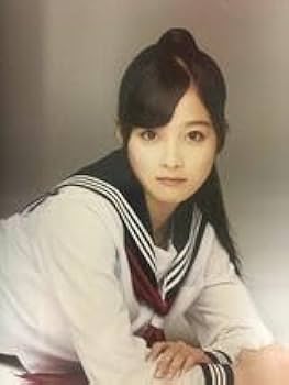 Little Star～KANNA15～ : 橋本環奈写真集   サイン本 Amazon.co.jp: ○初版本○○帯付き○橋本環奈 ファースト写真集